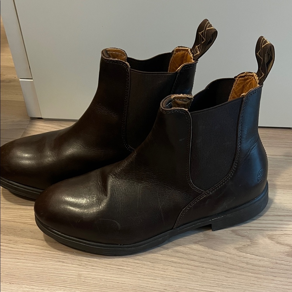 Xena work boots, steel toe, oil and slip resistant women’s brown